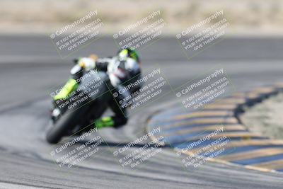 media/Dec-01-2025-Moto Forza (Mon) [[2daa91e15f]]/1-Advanced Group/Session 2 Turn 11 Backside/